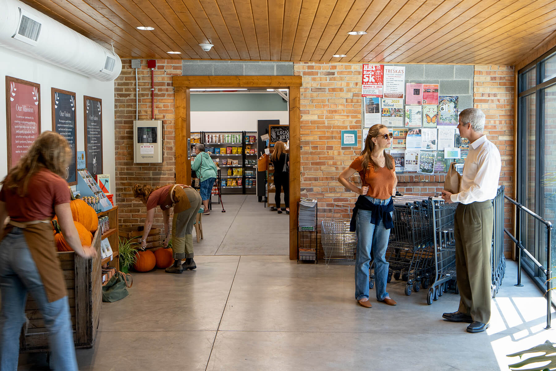Ecusta Market - Market Entrance
